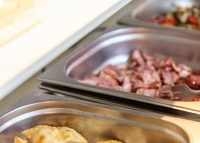 Steris Elegant Aparthotel Rethymno (Crete)