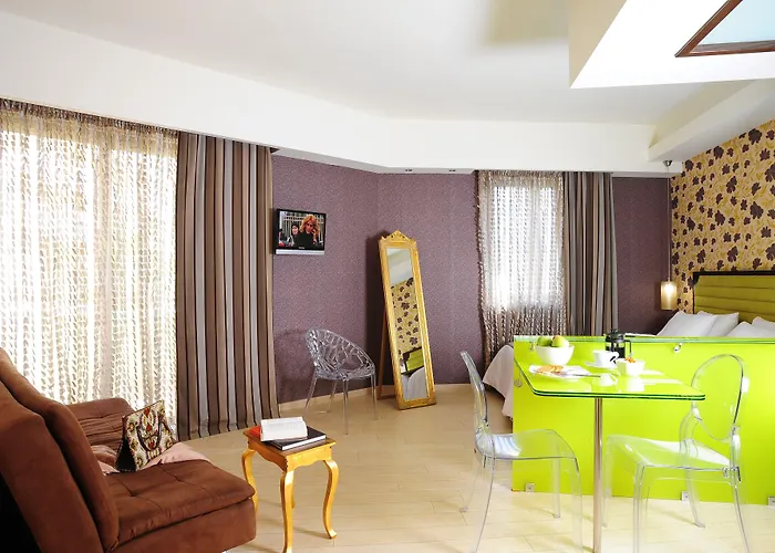 Steris Elegant Aparthotel Rethymno (Crete)