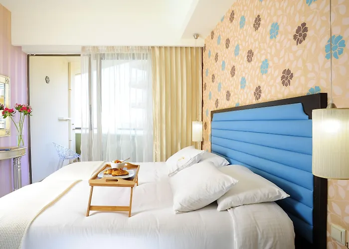 Steris Elegant Aparthotel Rethymno (Crete)