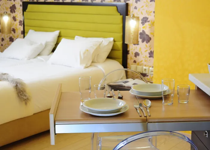 Steris Elegant Aparthotel Rethymno (Crete)