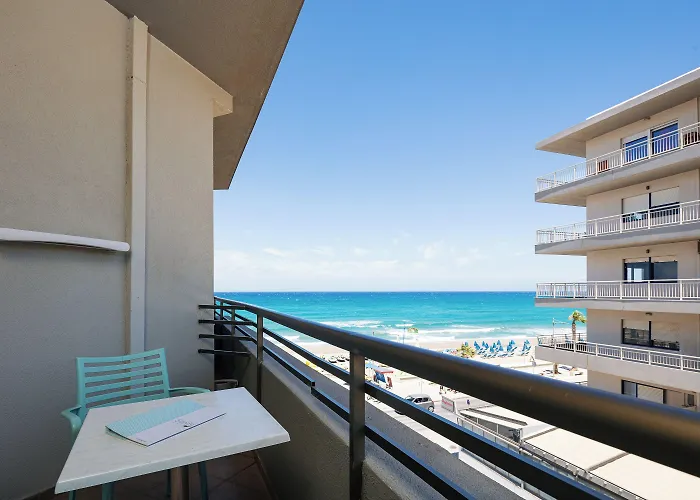 Steris Elegant Aparthotel