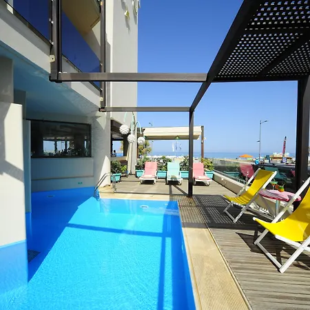 Apartmanhotel Steris Elegant 3*