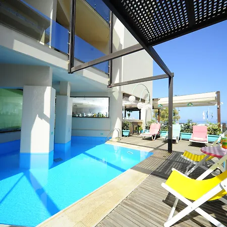 Apartmanhotel Steris Elegant