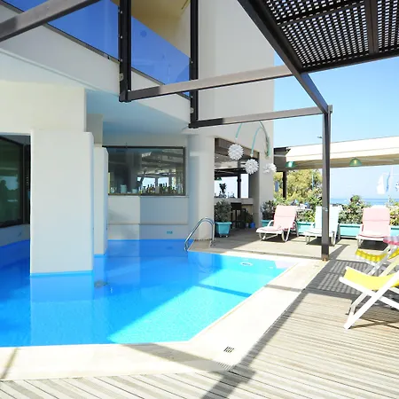 Steris Elegant Apartmanhotel