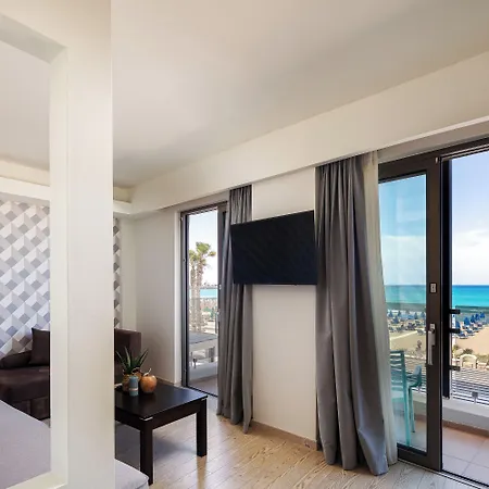 Apartmanhotel Steris Elegant 3*