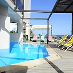 Steris Elegant 아파트호텔 레팀노